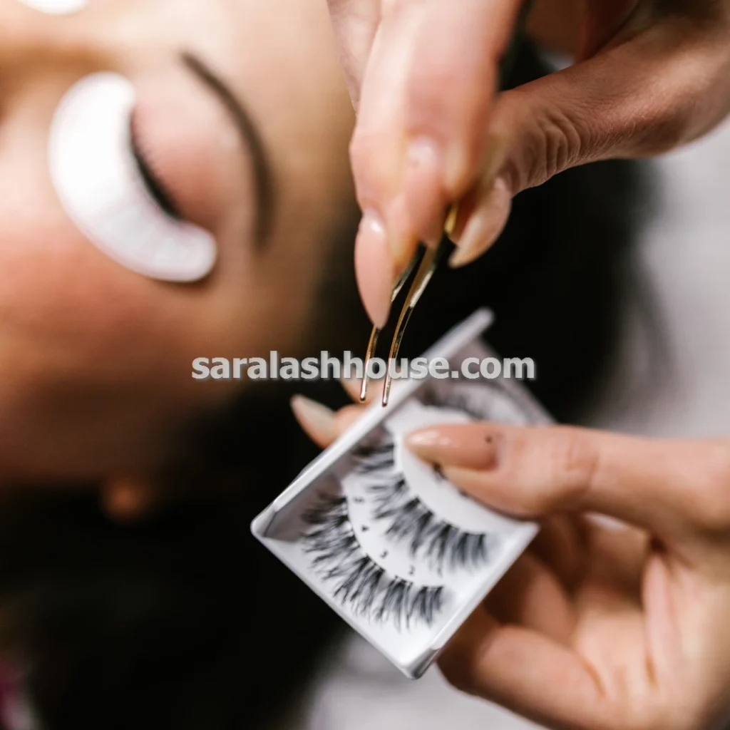 آموزش کاشت و اکستنشن مژه بلند در مشهد